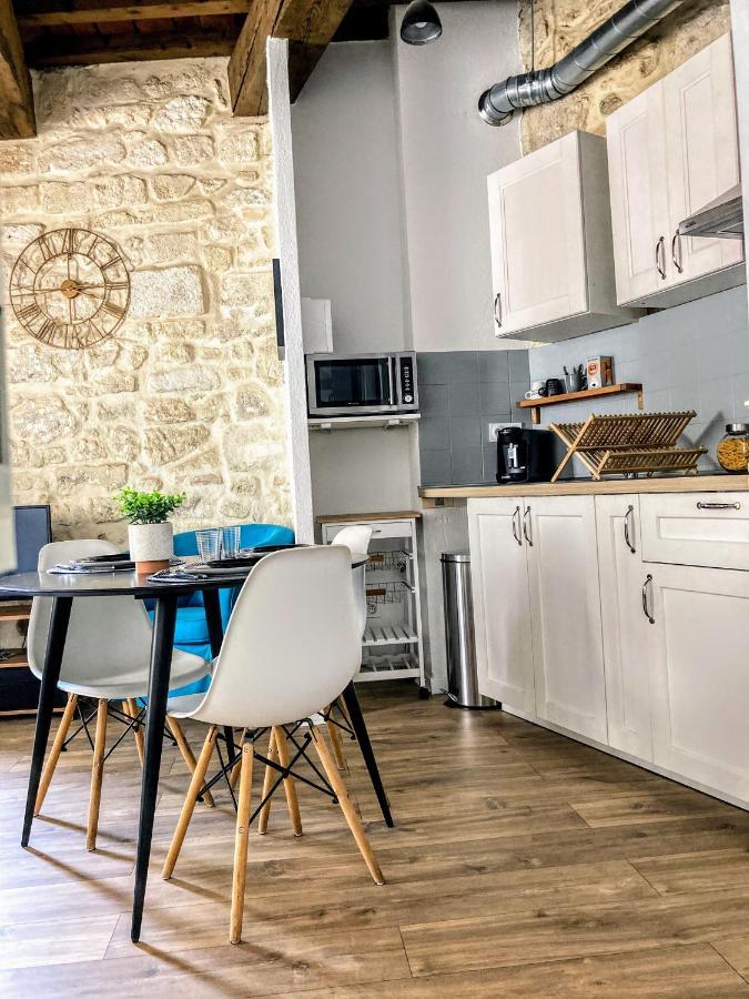 סן-ז'יל Immeuble 3 Apparts Centre Historique St Gilles Maisoncarreeconciergerie מראה חיצוני תמונה